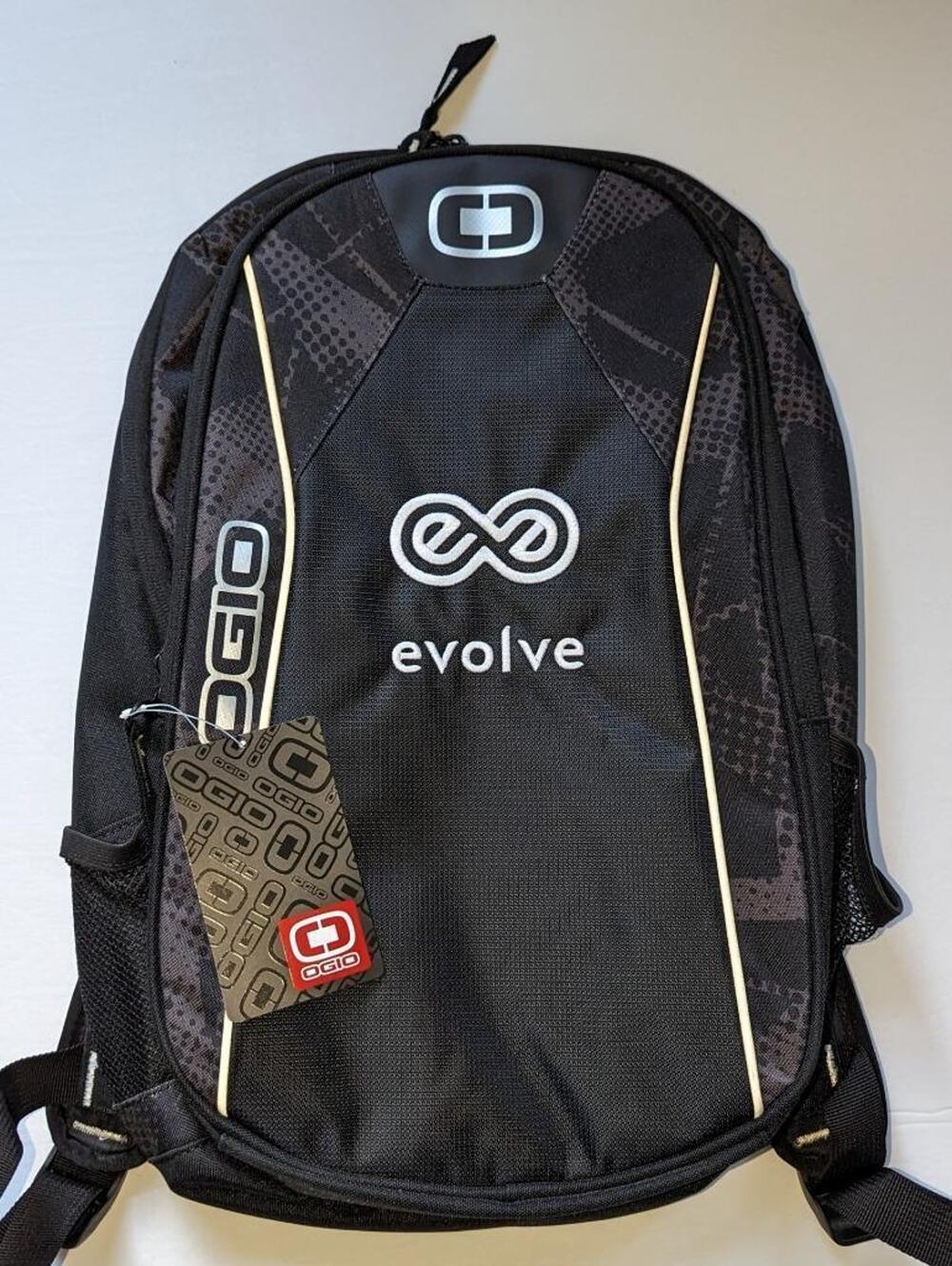 Ogio Backpack NWT Embroidered evolve Black